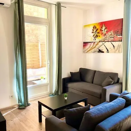 Apartment Cosy In With A Terrasse Cannes